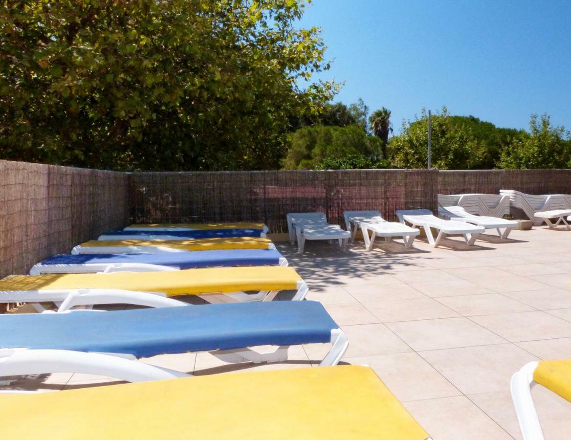 Camping La Bergerie Plage Hyeres Exterior photo